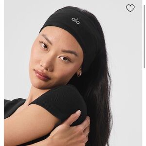 NWT Alo Performance Conquer Headband